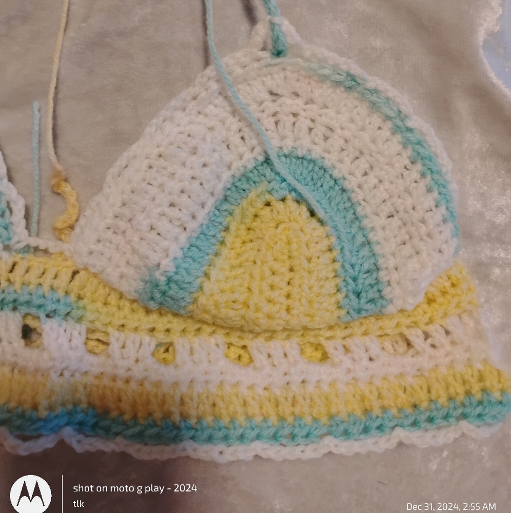 Handmade crochet festival top - Picture 4 of 12